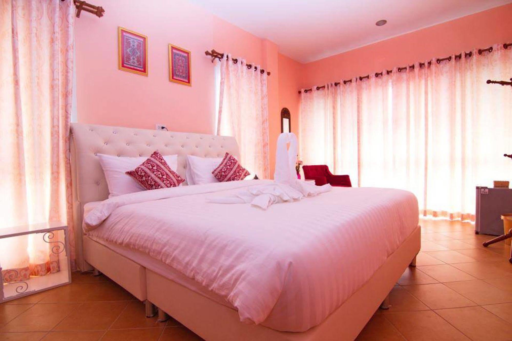 Chowdhury Boutique House Chiang Mai Esterno foto