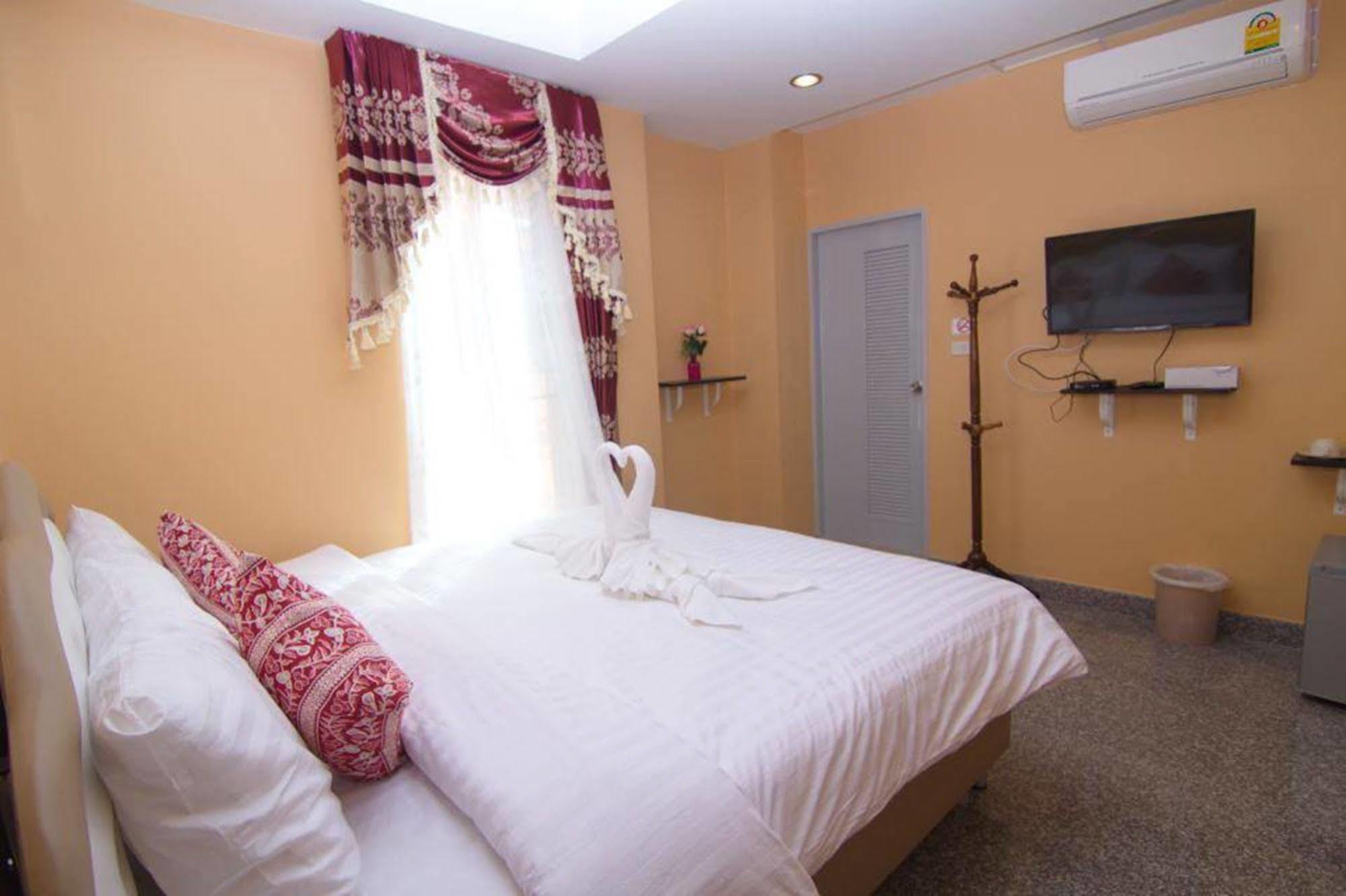 Chowdhury Boutique House Chiang Mai Esterno foto