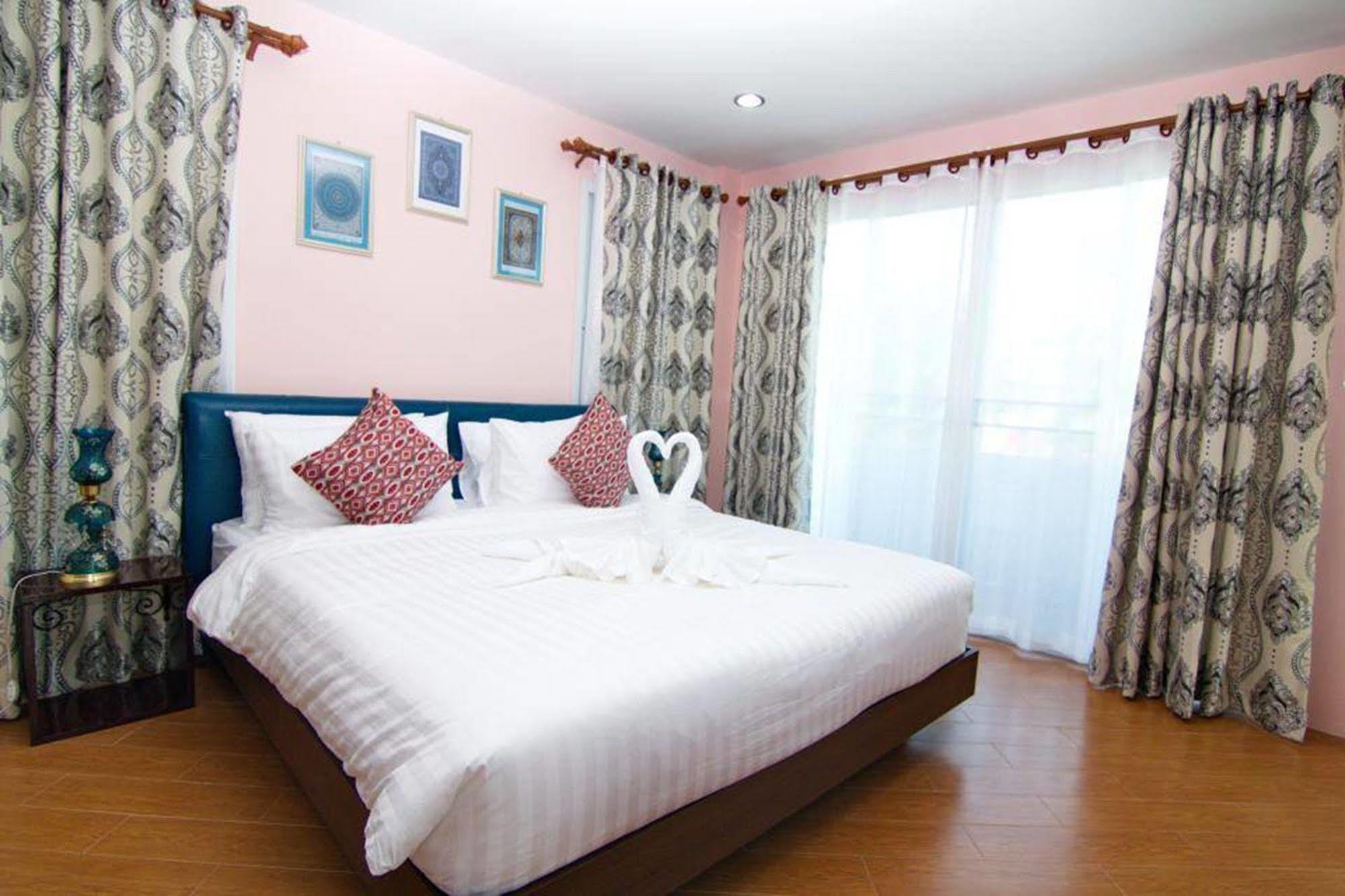 Chowdhury Boutique House Chiang Mai Esterno foto